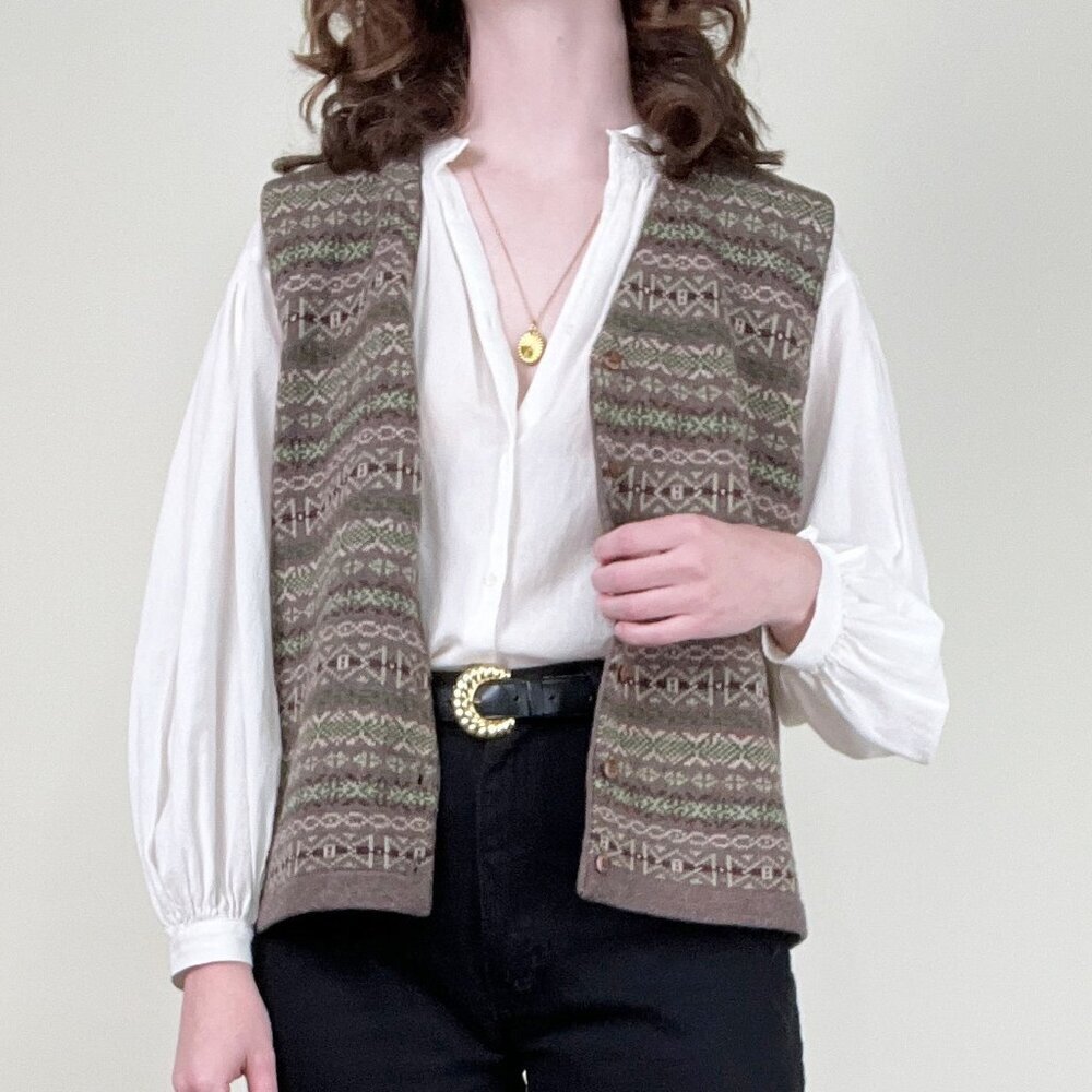 Vintage Lambs Wool Fair Isle Knit Sweater Vest Oversized Relaxed Fit Winter Fall